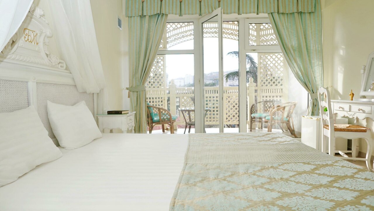 Гостиница Бон Мезон Алушта-205