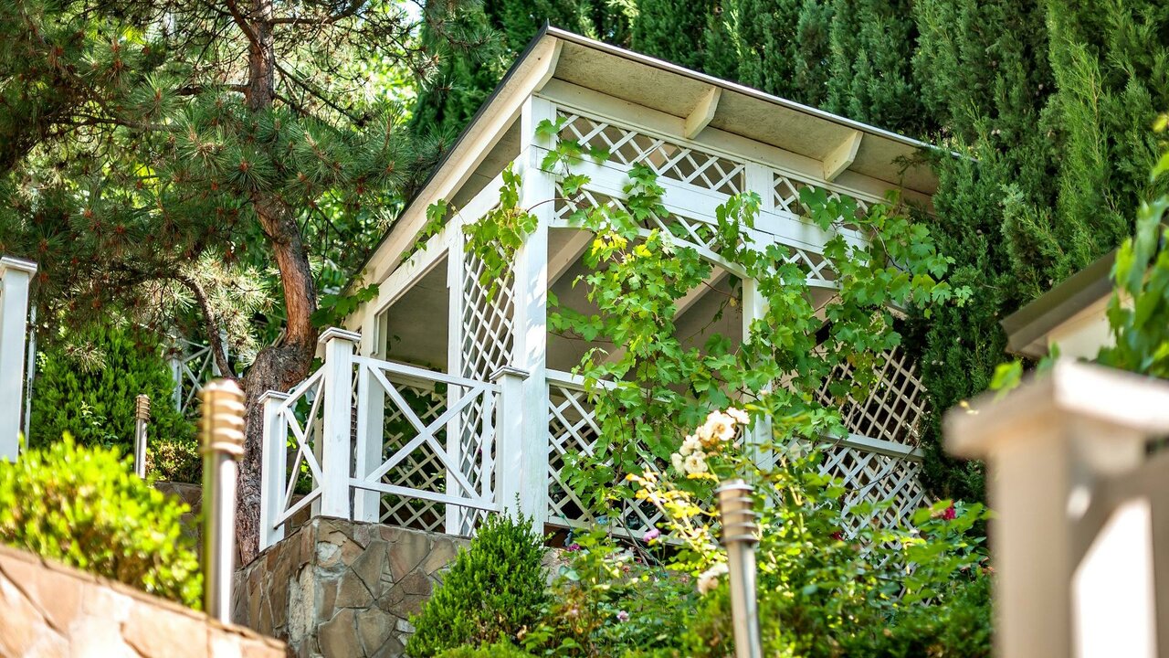 Гостиница Бон Мезон Алушта-181