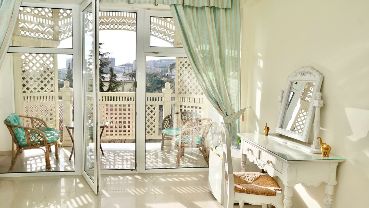 Гостиница Бон Мезон Алушта-243