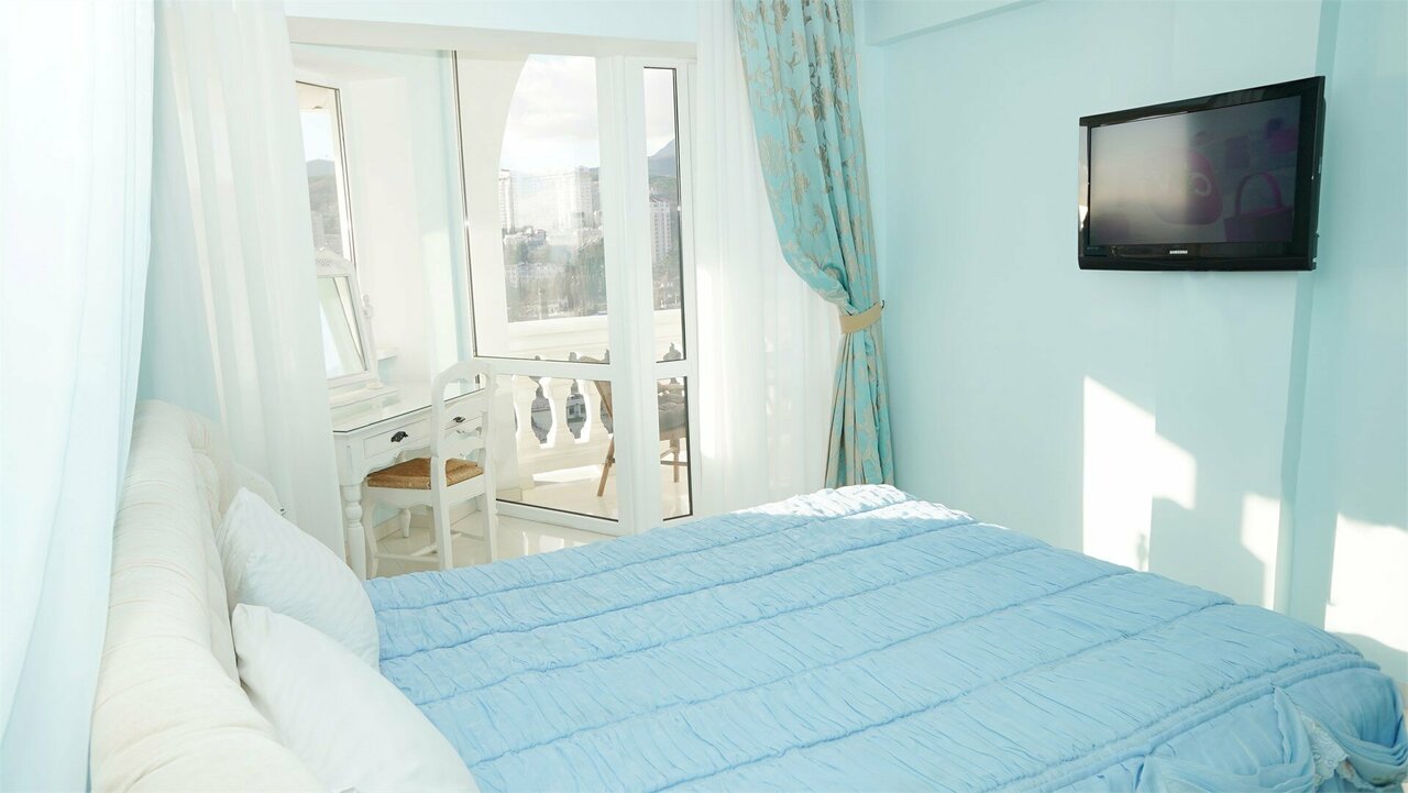 Гостиница Бон Мезон Алушта